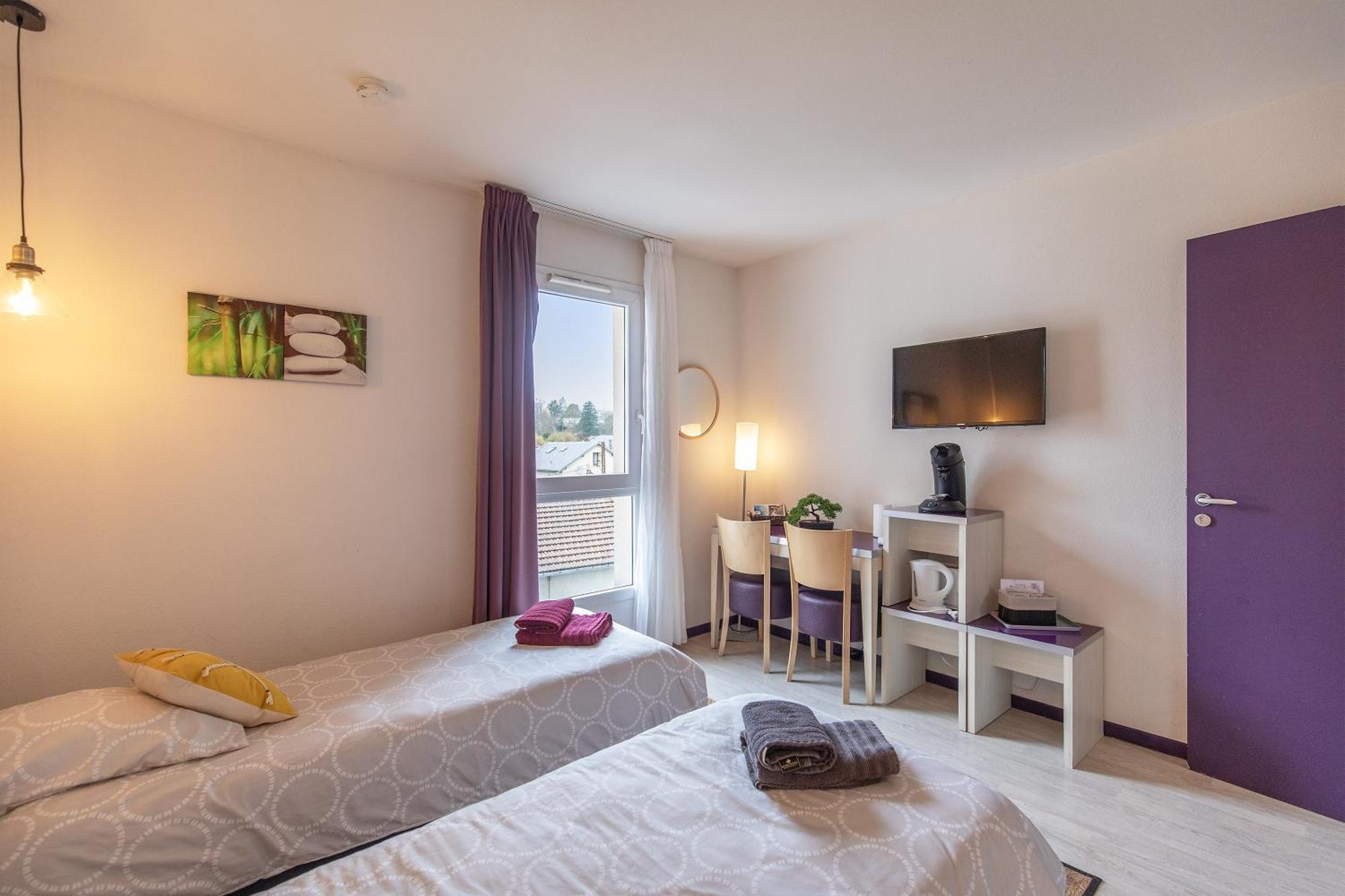 Tithome 1 - Gare, Centre Ville, Vue Montagne Et Chateau Lourdes Exterior photo